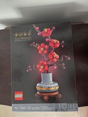 LEGO Plum Blossom Botanical Collection - Red and Pink Floral Build